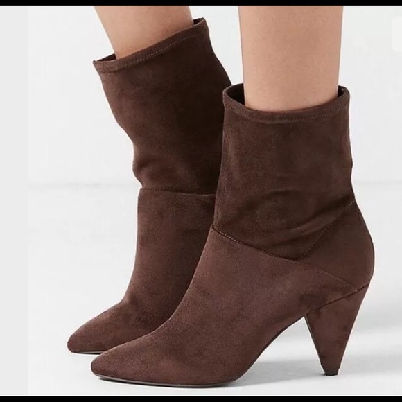 Urban Outfitters Brown Faux Suede Scrunch Boots - Picture 3 of 10